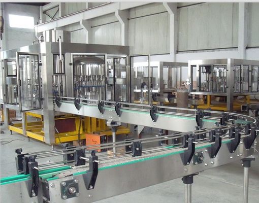 500ml Round / Square Plastic Water Bottle Filling Machine , Normal Pressure Gravity Filling Line