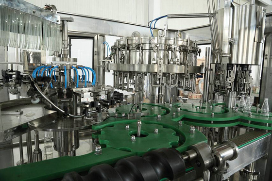 Automatic 3 In 1 Glass Bottle Filling Machine for Carbonated Drink Beer / Soda / Cola