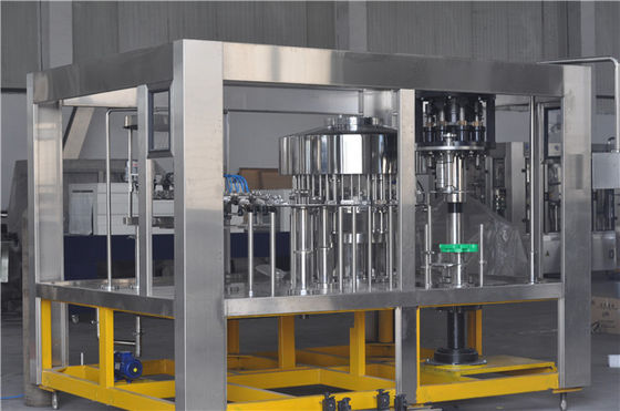 Washing Filling Capping Beverage Filling Machine 3 In 1 for Plastic Bottle