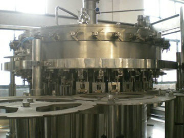 Машина завалки безалкогольного напитка нержавеющей стали на Carbonated напиток/фруктовый сок 3 в 1